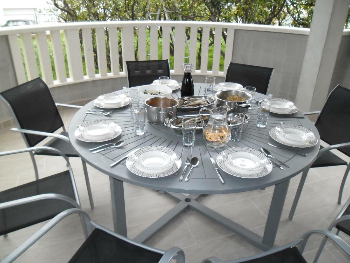Apartment Sobin Kaštela Εξωτερικό φωτογραφία